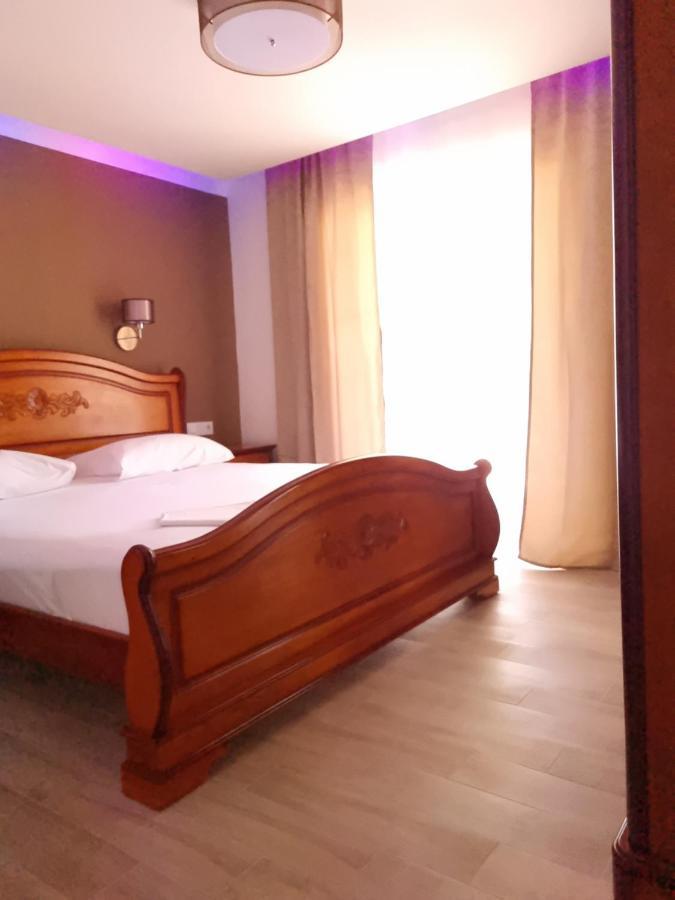 Ana & Marko Rooms Novalja Rum bild